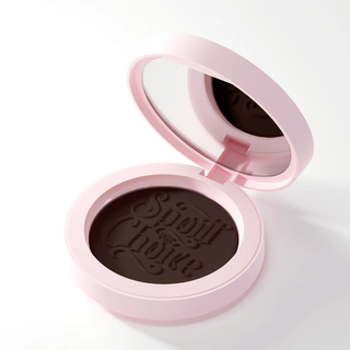 P. Louise răsfățat pentru bronzer cu cremă de alegere
