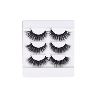 P.Louise x Mikayla - Walking In A Wispy Wonderland Lash Set - Deel 2