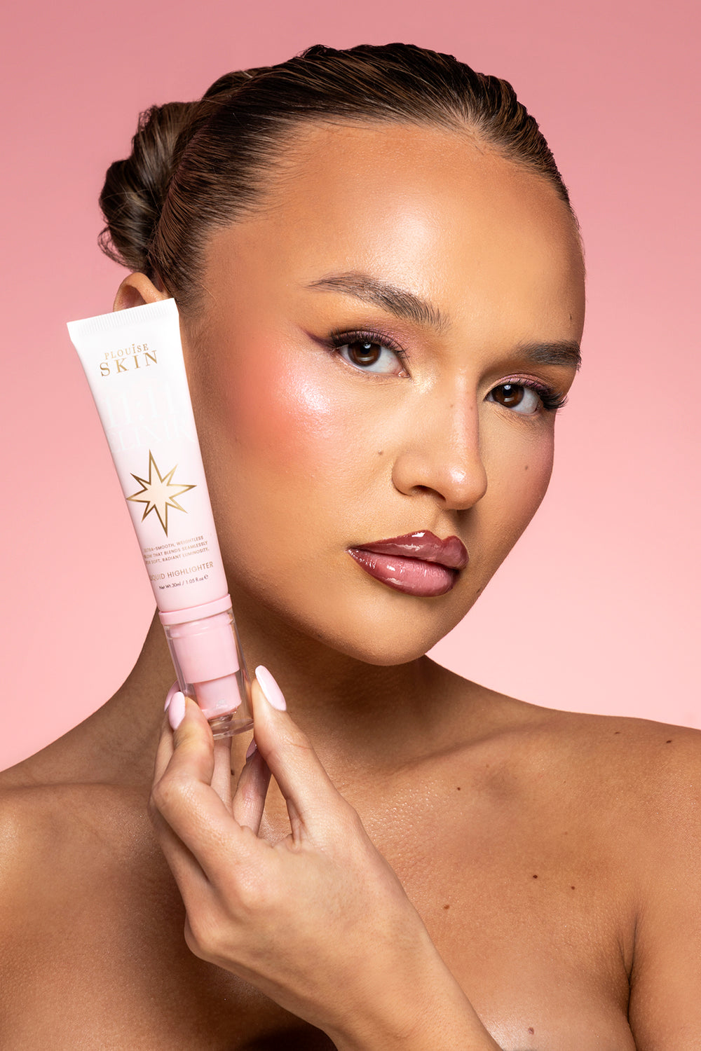 P.Louise 11:11 Elixir Iridiscente Rosa Líquido Resaltador Delicia Turca