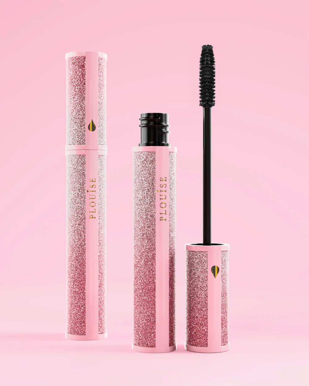 P.Louise Cry Baby Mascara mit glitzernder Hülle auf rosa Hintergrund