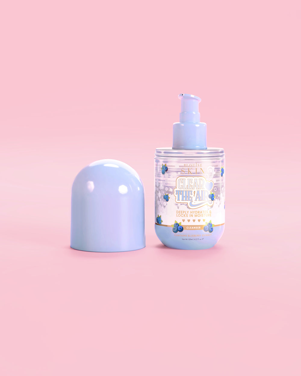 Botella de P. Louise Clear The Air Blueberry Gel Cleanser con la tapa quitada sobre un fondo rosa