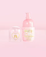 Botella rosa de suero hidratante para manos P.Louise Hand It Over con aroma a tarta de fresas 