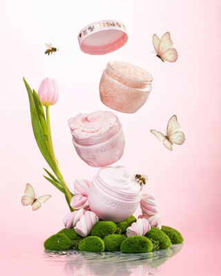 P.Louise entra en el trío de baño y cuerpo de cuidado personal